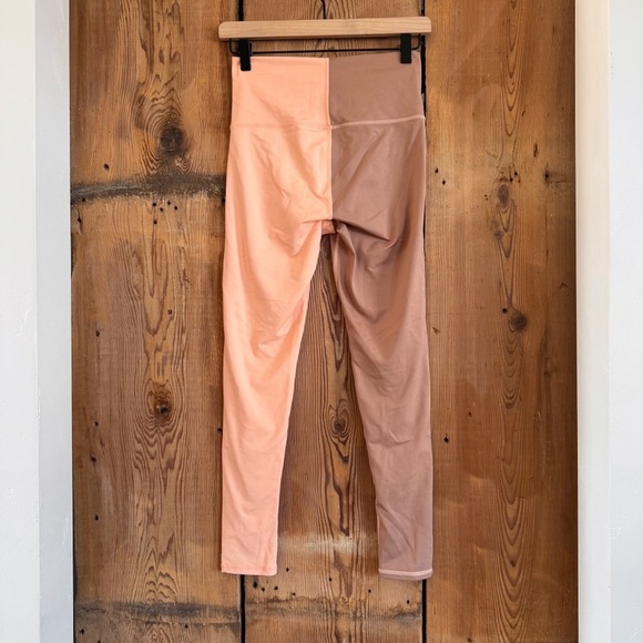Sz S/M Terez Split Colorblock Crop Top & Leggings In Peach / Beige Set GUC - Picture 3 of 7